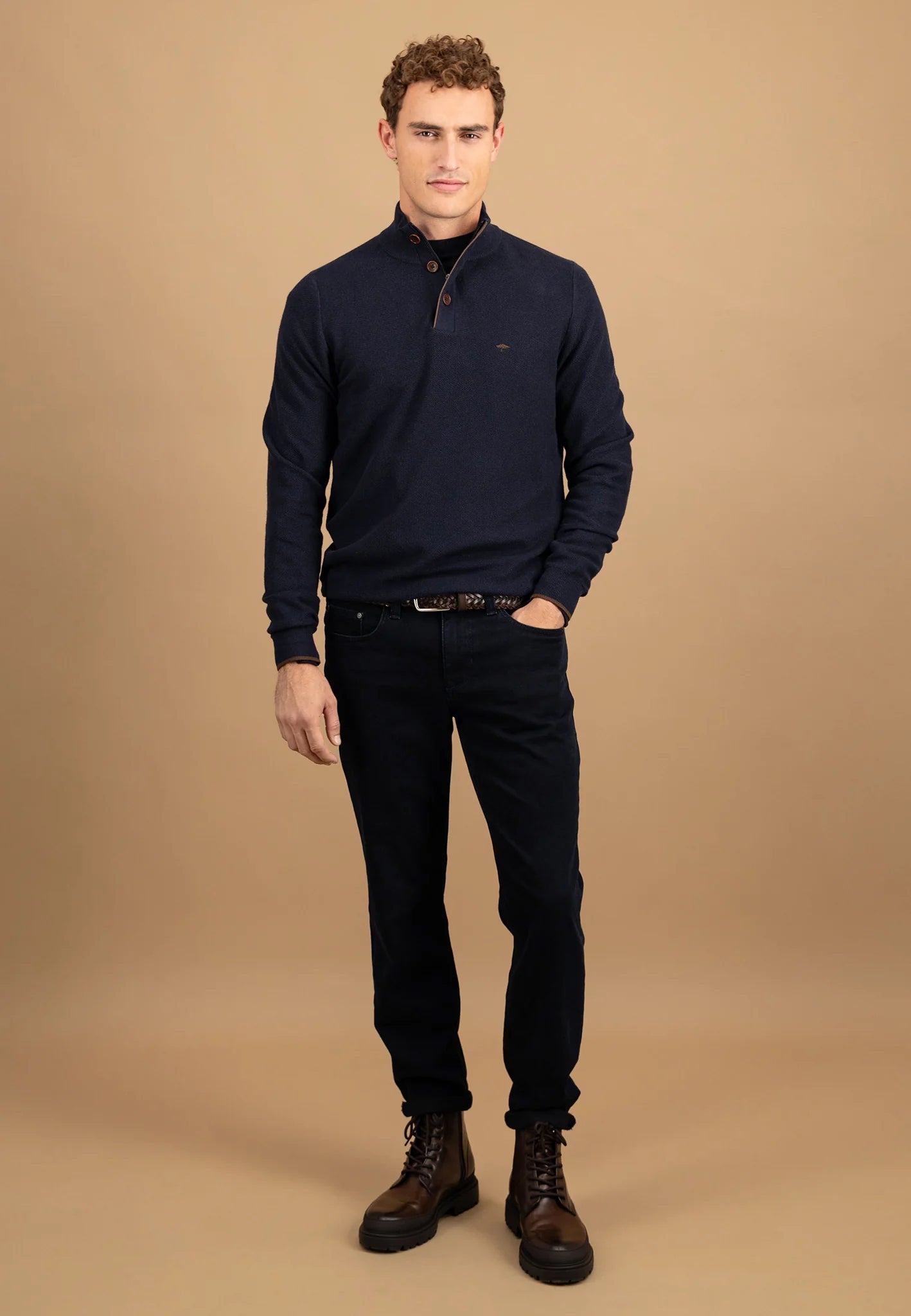 Fynch-Hatton Knitwear - Troyer Button, Structure
