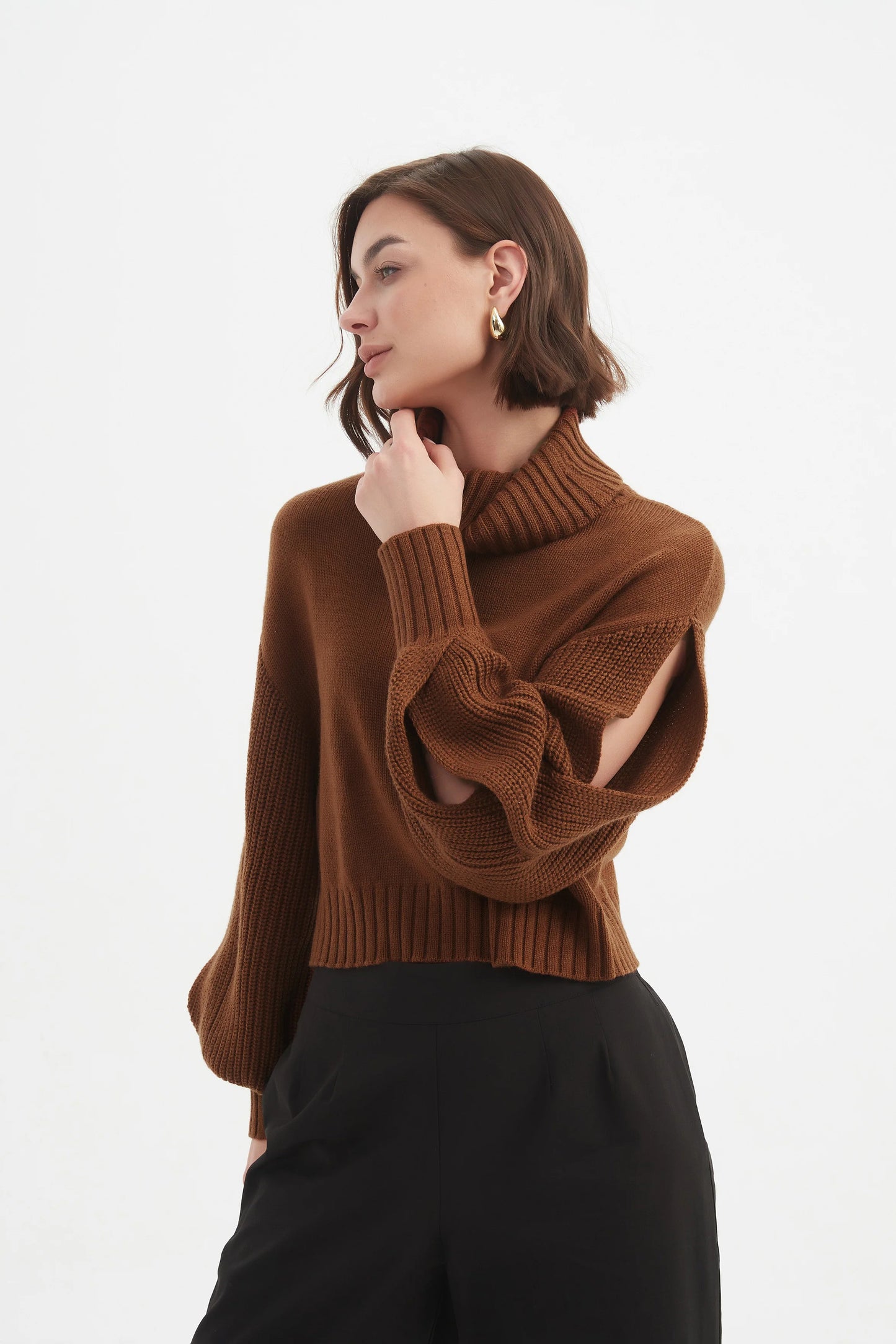 Tirelli Balloon Sleeve Knit in Chestnut