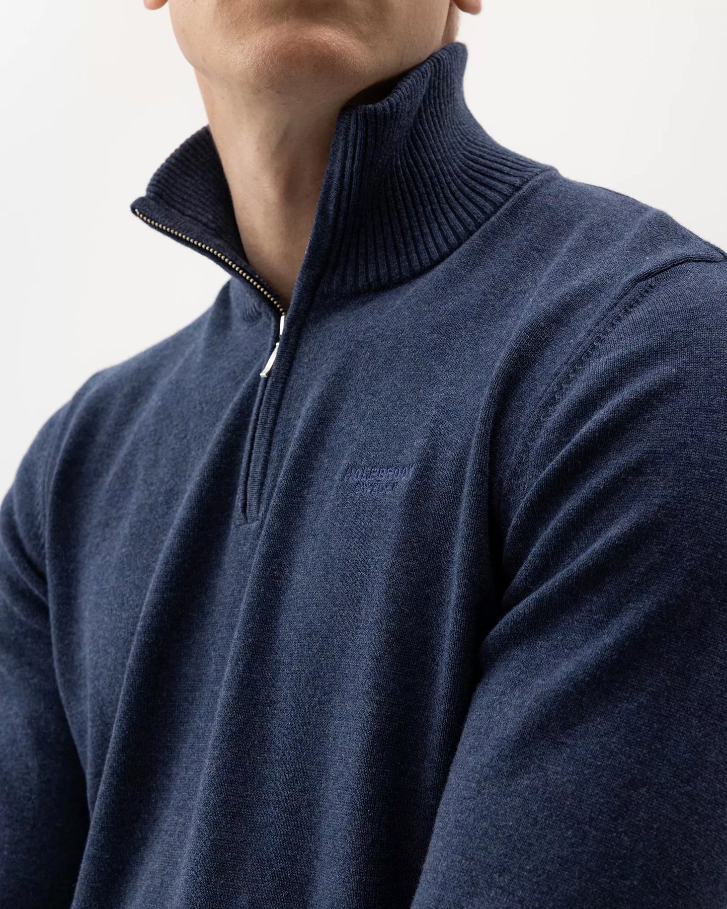 Holebrook Sweden Holger T-Neck, In Chambray