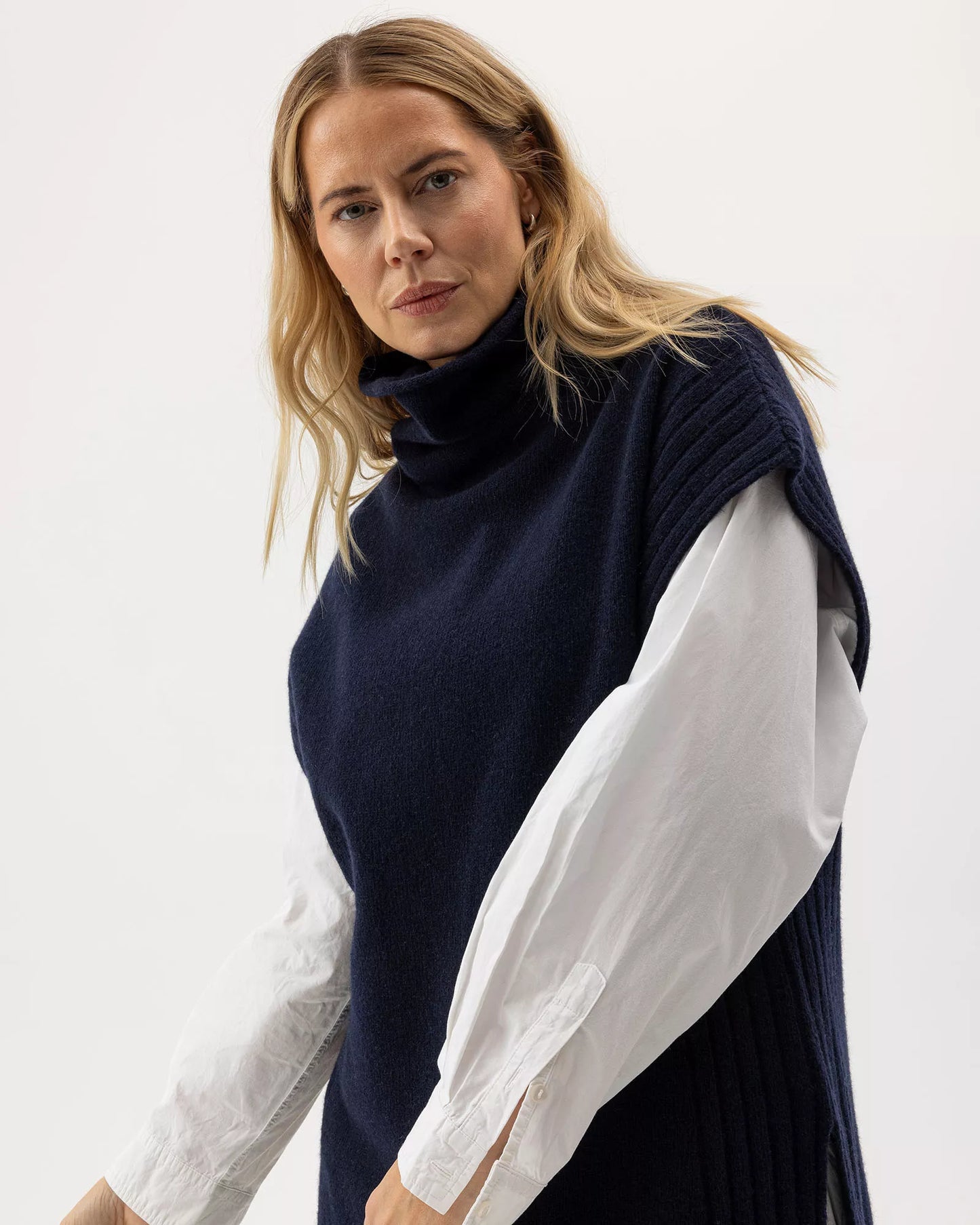 Holebrook Ladies, the Kicki Long Vest