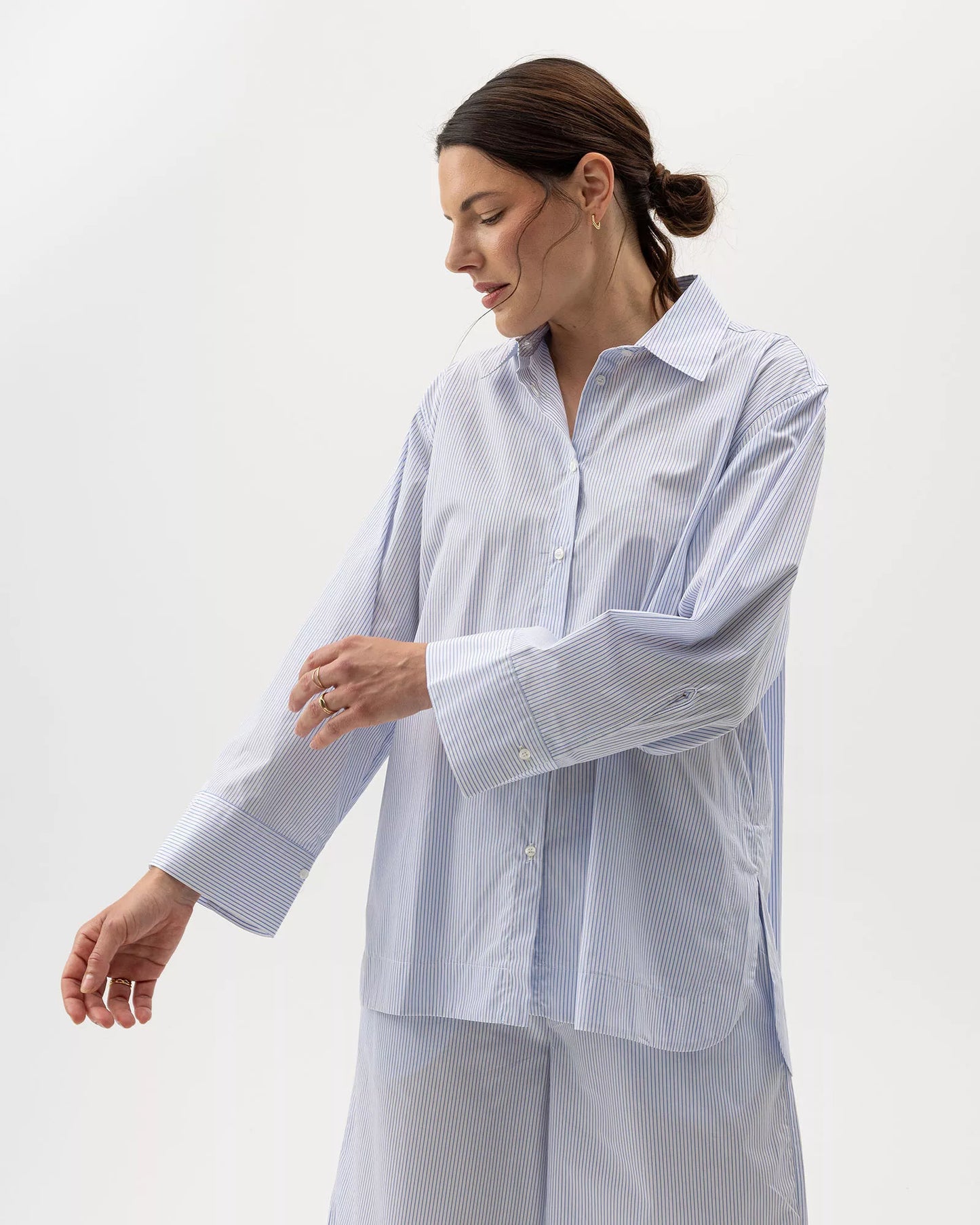Holebrook Ladies, Micaela Shirt, in White / Light Blue