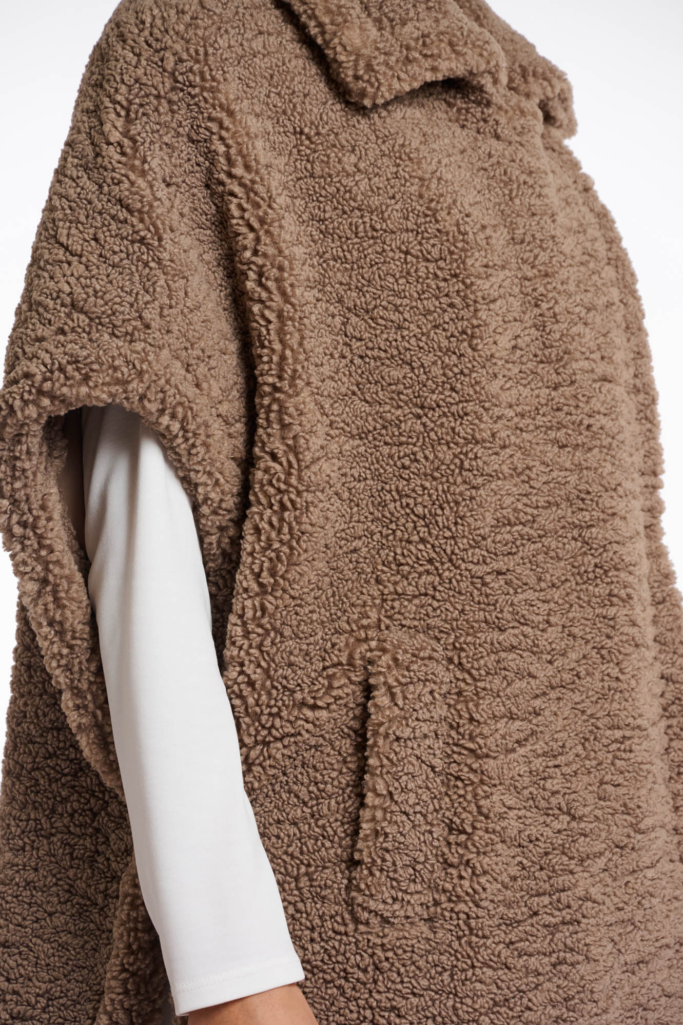 Rino & Pelle, Jackets & Coats, the Teddy Cape the Luca.7002512