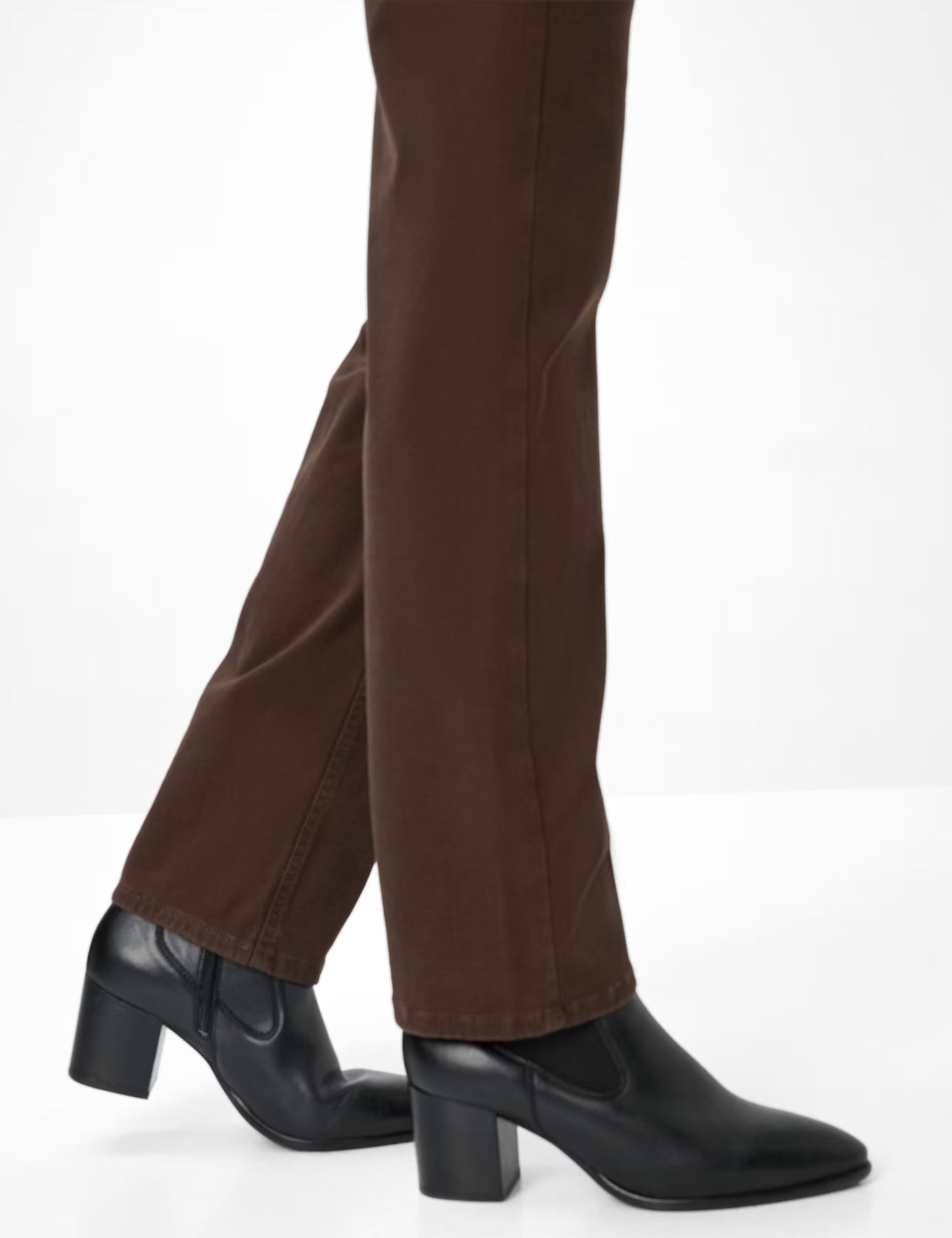 Brax Ladies, Jeans, the Mary in Dark Chocolate 50