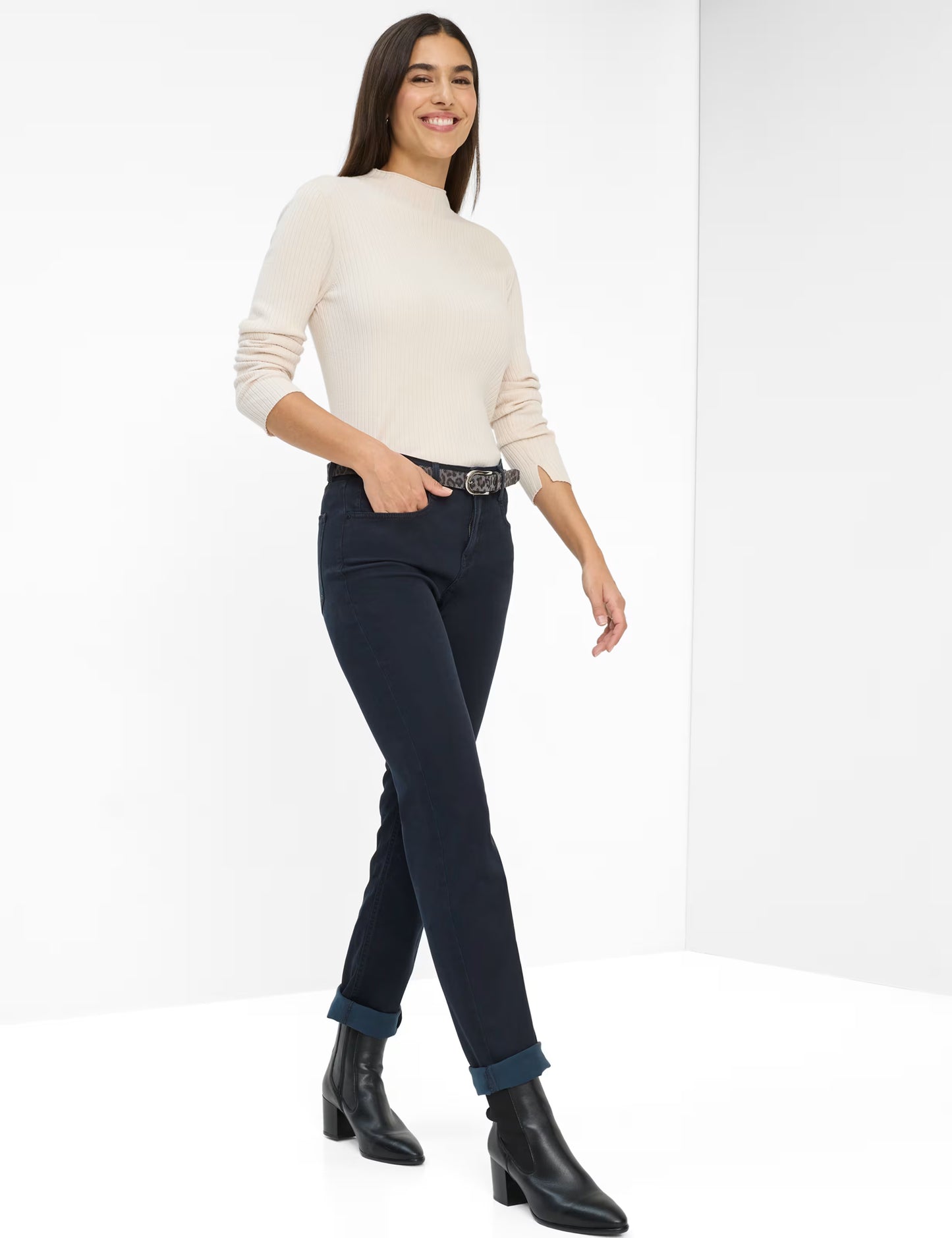 Brax Ladies, Jeans, the Mary in Navy 22
