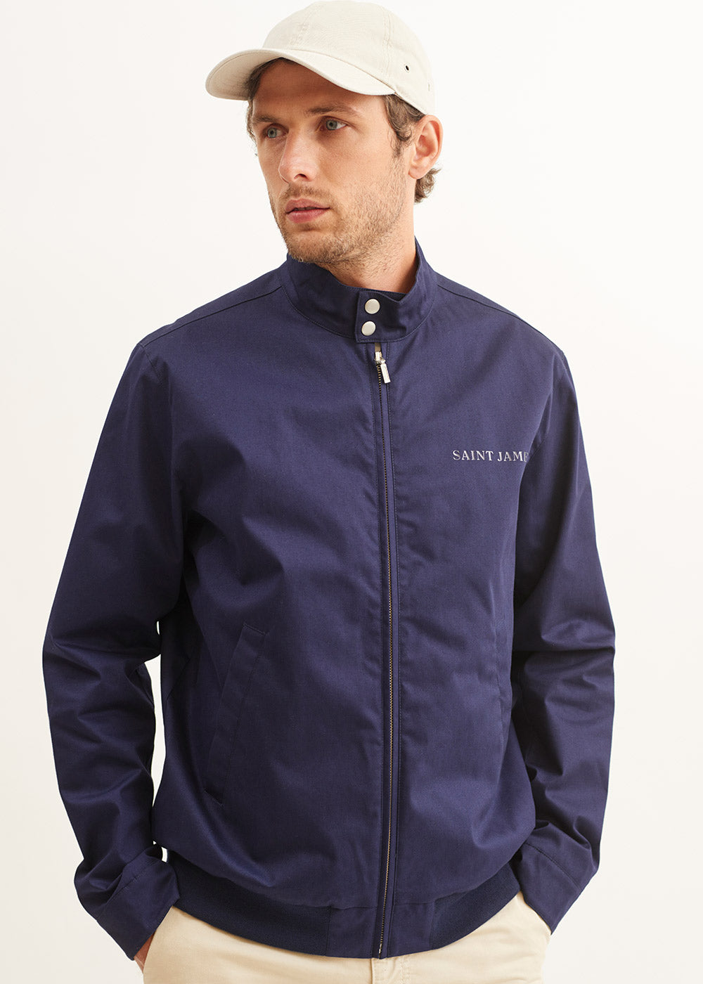 Saint James Jacket In Regular Classic Fit. St Daniel Chosen In A Marine Colour
