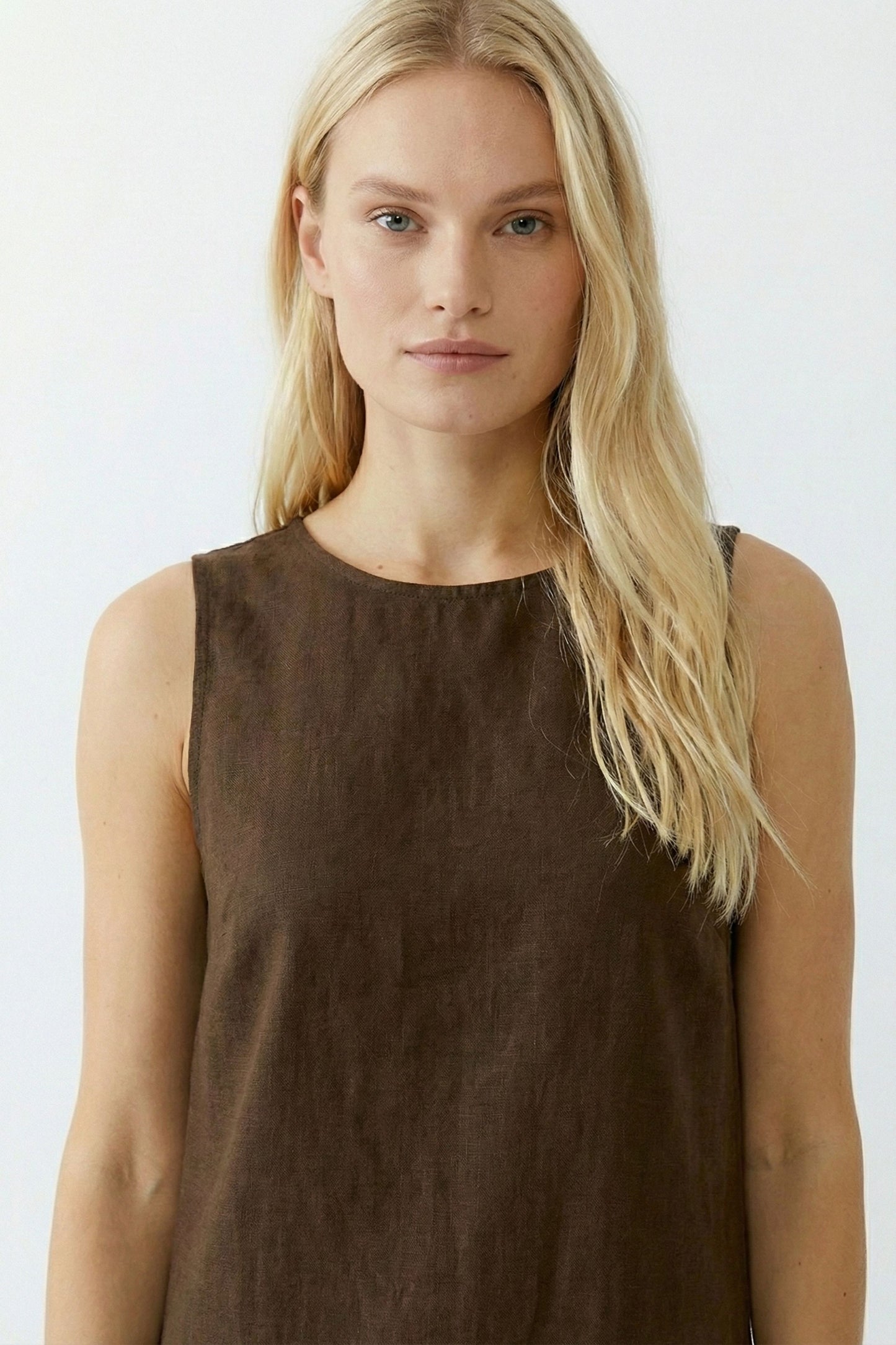Oui Dress , the Linen patch dress demitasse
