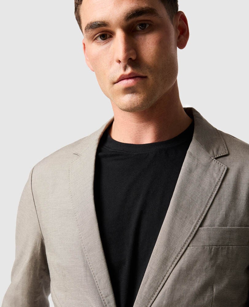 Rodd & Gunn, the Gunn Blazer