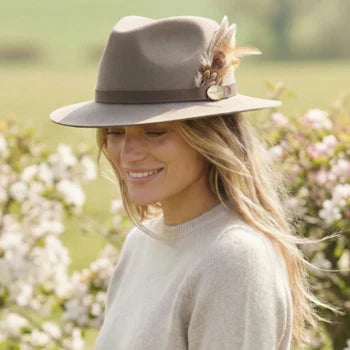 Hicks & Brown Accessories , the Suffolk Fedora Bronze Side Feather NEW 2026