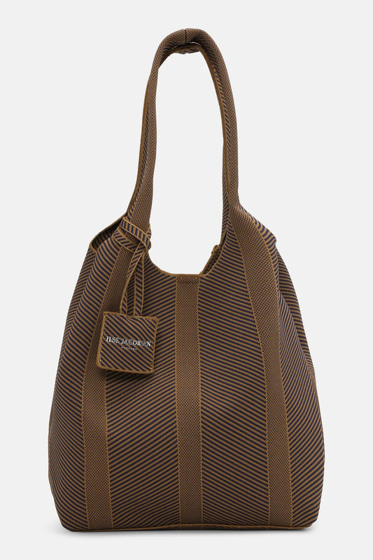 Isle Jacobsen Accessories , the Knitty