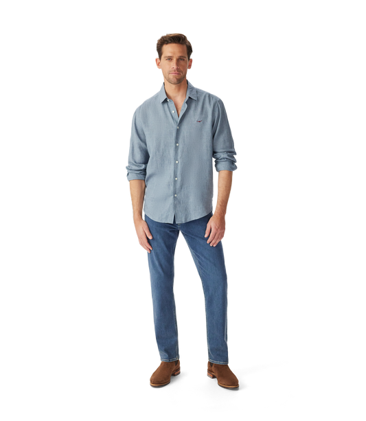 R.M. Williams, the Newman Classic Linen Shirt in Steel Blue