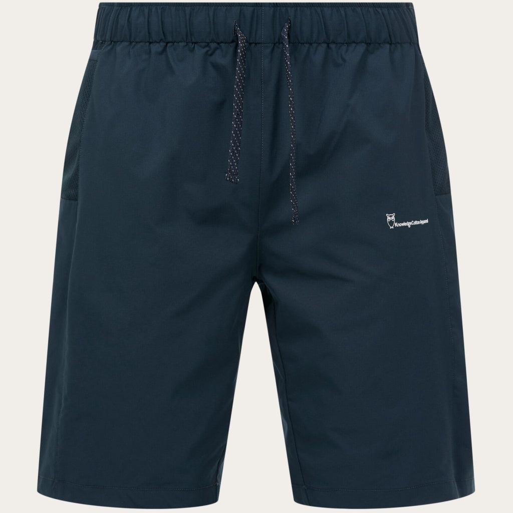 Knowledge Cotton Apparel Shorts In Regular Fit.   The Trek Outdoor Trail Shorts - Grs/Vegan.