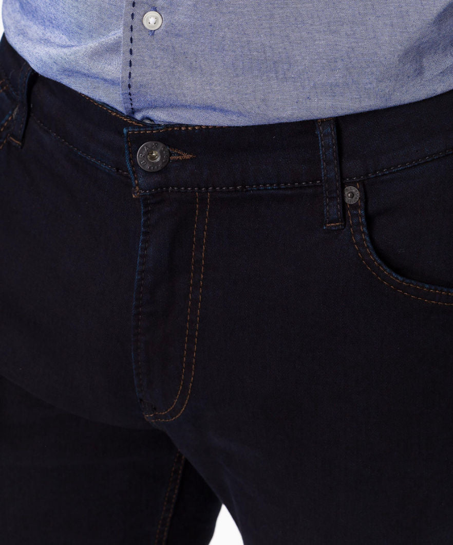 Brax Chuck - Hi-FLEX: Five-Pocket-Jeans in Dark Blue